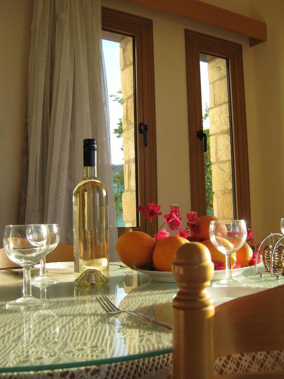 Villa Pergia Latchi Polis Ruang foto
